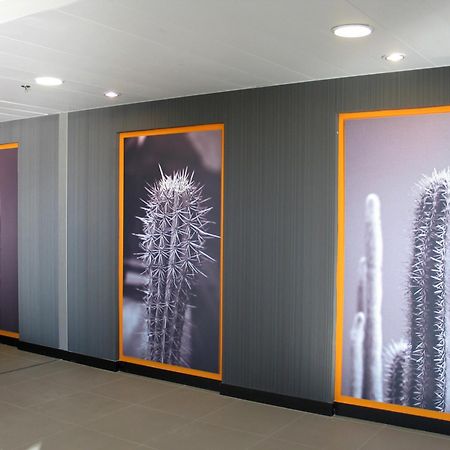 Vertice Roomspace Madrid Luaran gambar