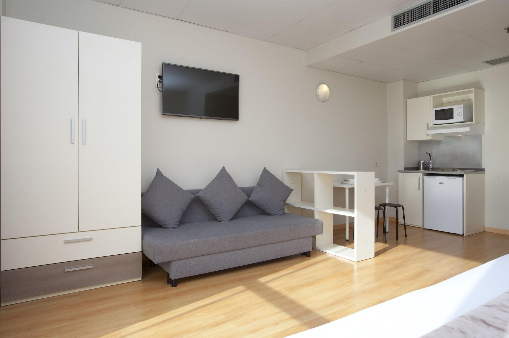 Vertice Roomspace Madrid Luaran gambar