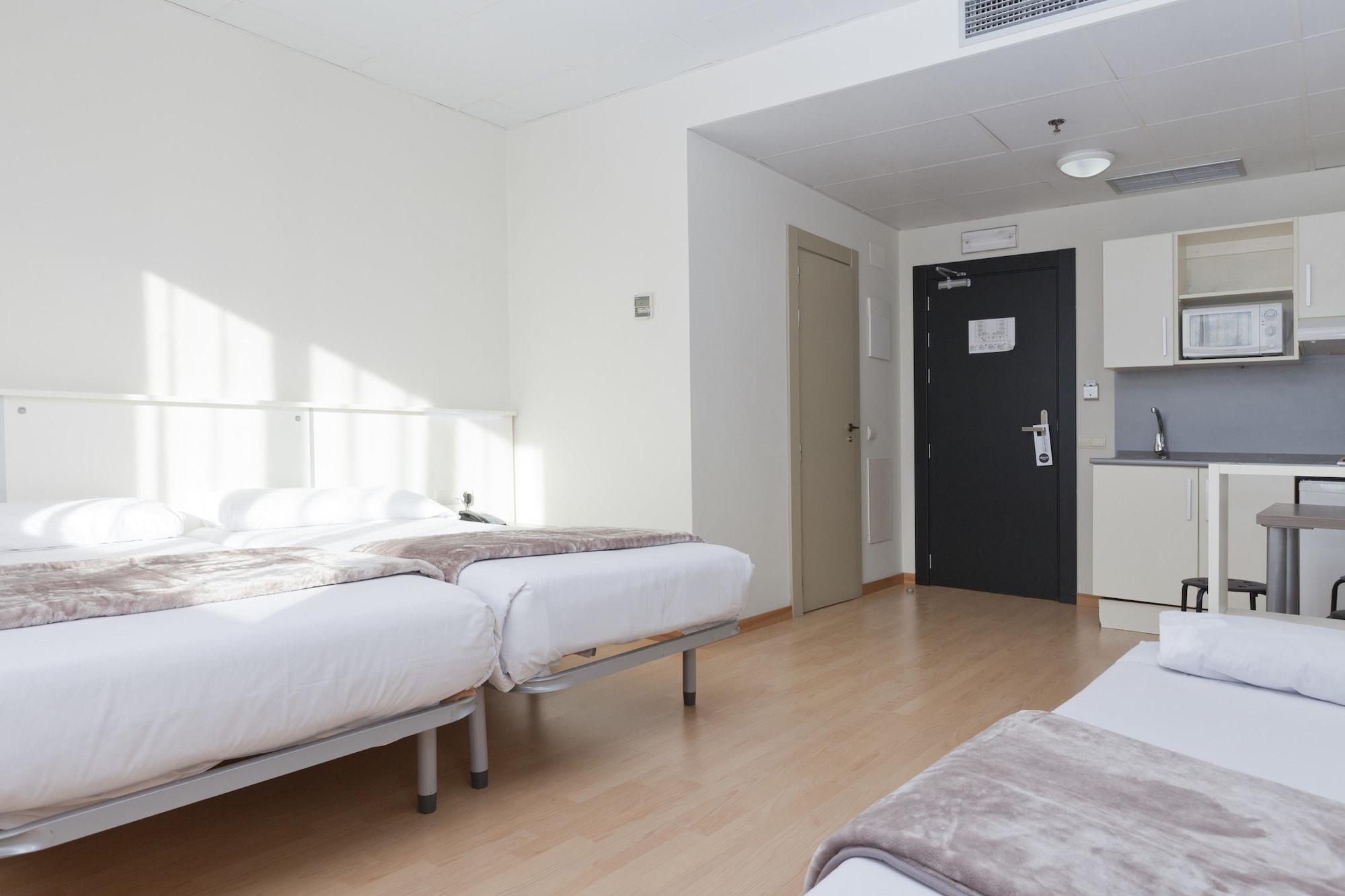 Vertice Roomspace Madrid Luaran gambar